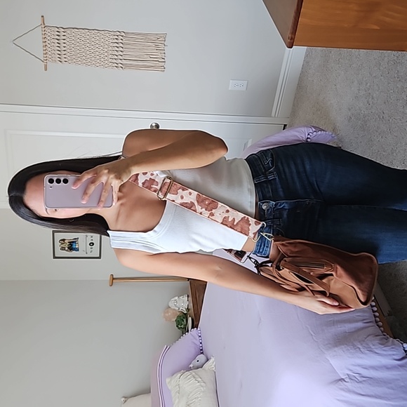 Leather shoulder bag - Picture 3 of 12